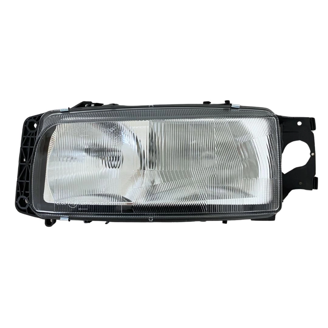 Farol Principal Deitado Para Caminhão Volvo VM 17 23 Lado Esquerdo 20537266 Farol Principal Deitado Para Caminhão Volvo VM 17 23 Lado Esquerdo 20537266