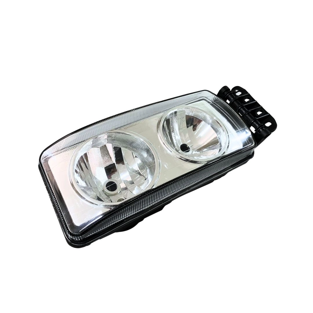 Farol Dianteiro Principal Para Iveco Stralis Tector AP06 Fundo Cromado Lado Direito Autolux Farol Dianteiro Principal Para Iveco Stralis Tector AP06 Fundo Cromado Lado Direito Autolux