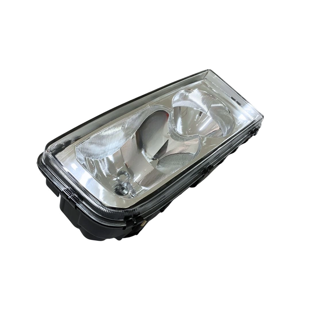 Farol Dianteiro Principal Para Caminhão Mercedes Benz Axor Após 2005 Lado Direito Farol Dianteiro Principal Para Caminhão Mercedes Benz Axor Após 2005 Lado Direito