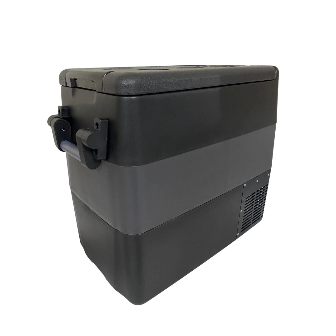 Geladeira Portátil 55 Litros 12V/24V 110v/220v Geladeira Caminhão Ônibus Van Freezer Camping Barco Lancha Pesca Geladeira Portátil 55 Litros 12V/24V 110v/220v Geladeira Caminhão Ônibus Van Freezer Camping Barco Lancha Pesca