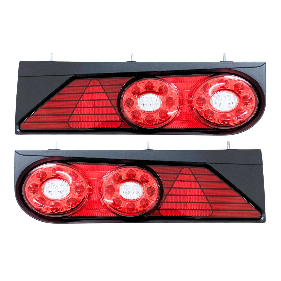 Par Lanterna Traseira LED Bivolt Universal Para Caminhão Carreta Randon Implementos Após 2013 Par Lanterna Traseira LED Bivolt Universal Para Caminhão Carreta Randon Implementos Após 2013