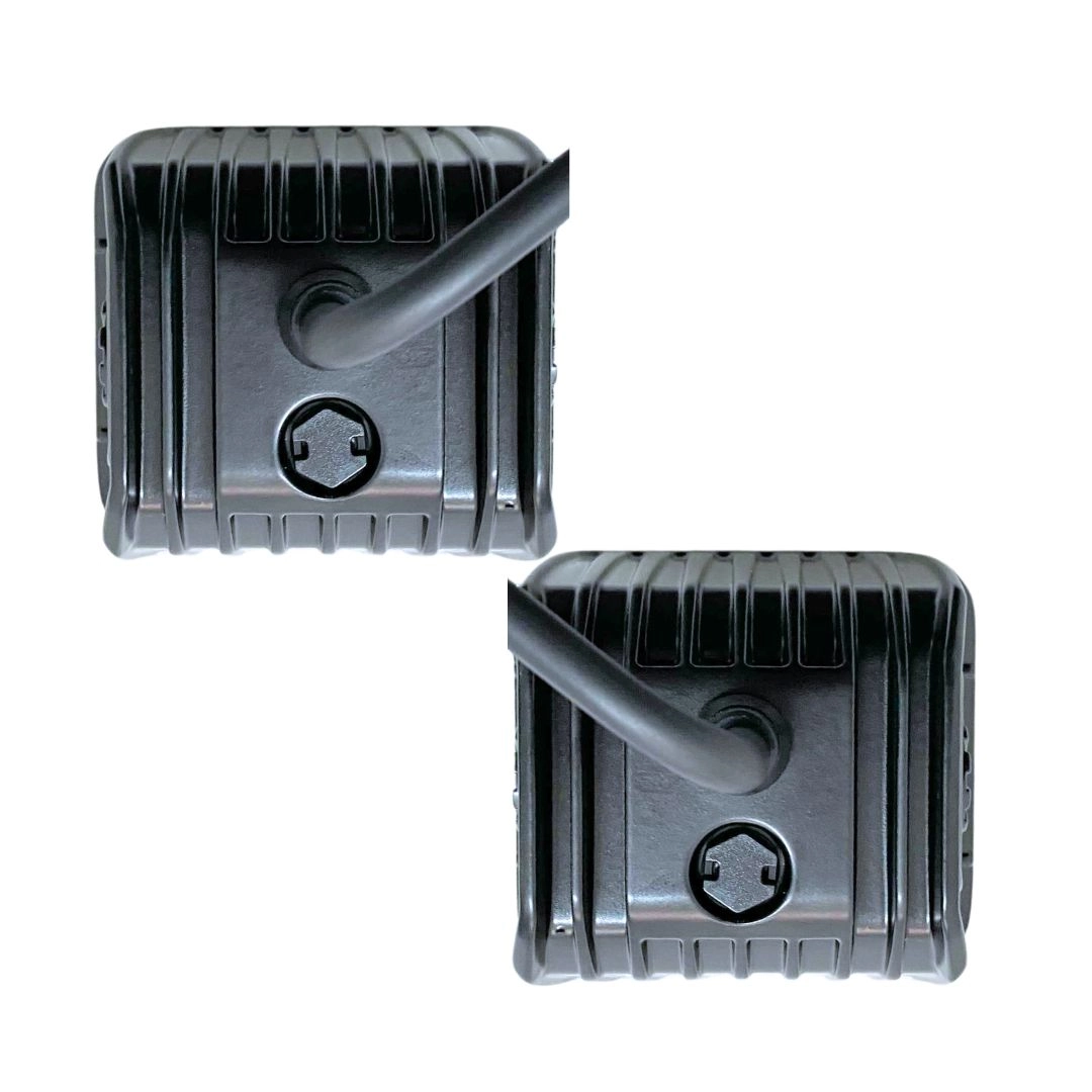 Par Farol Auxiliar Led Hella Cubo Black Magic 3,2p 8cm Spot Par Farol Auxiliar Led Hella Cubo Black Magic 3,2p 8cm Spot