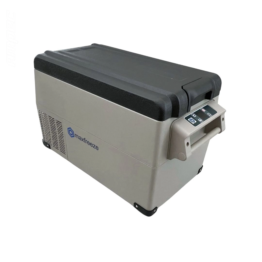 Geladeira 35 Litros 12V/24V 110v/220v Caminhão Ônibus Van