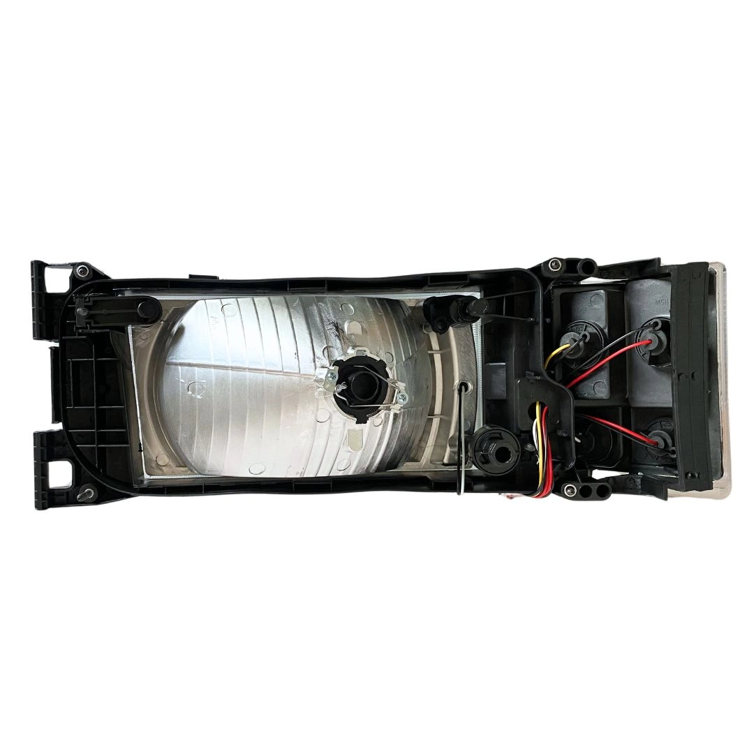 Farol e Lanterna Pisca Seta DRL LED Para Scania S4 LE Farol e Lanterna Pisca Seta DRL LED Para Scania S4 LE