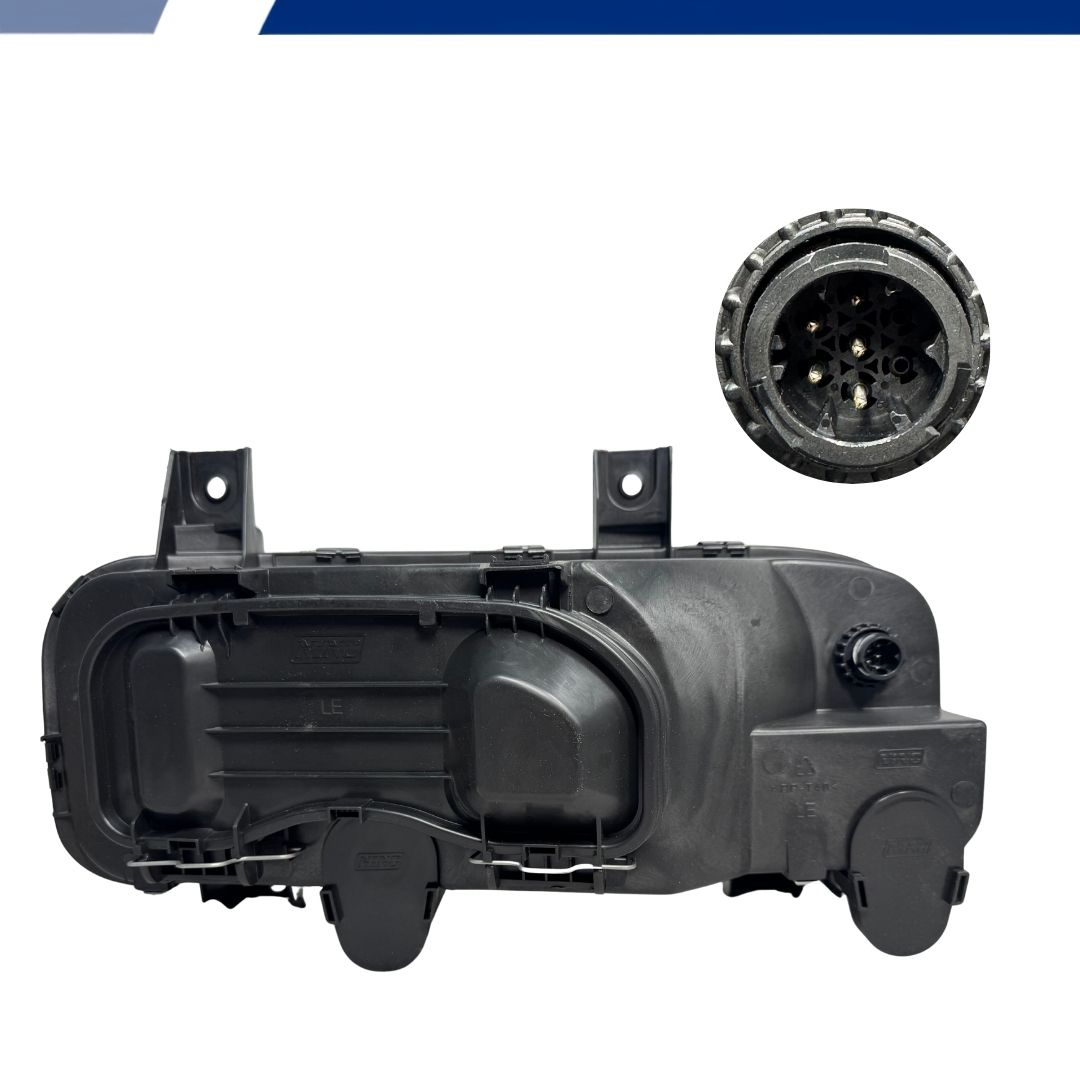 Farol Principal Lado Esquerdo Com Auxiliar de Neblina Mercedes Benz MB Atego 1315 1418 1718 1725 2425 2428 Ano 2006 a 2011 Farol Principal Lado Esquerdo Com Auxiliar de Neblina Mercedes Benz MB Atego 1315 1418 1718 1725 2425 2428 Ano 2006 a 2011