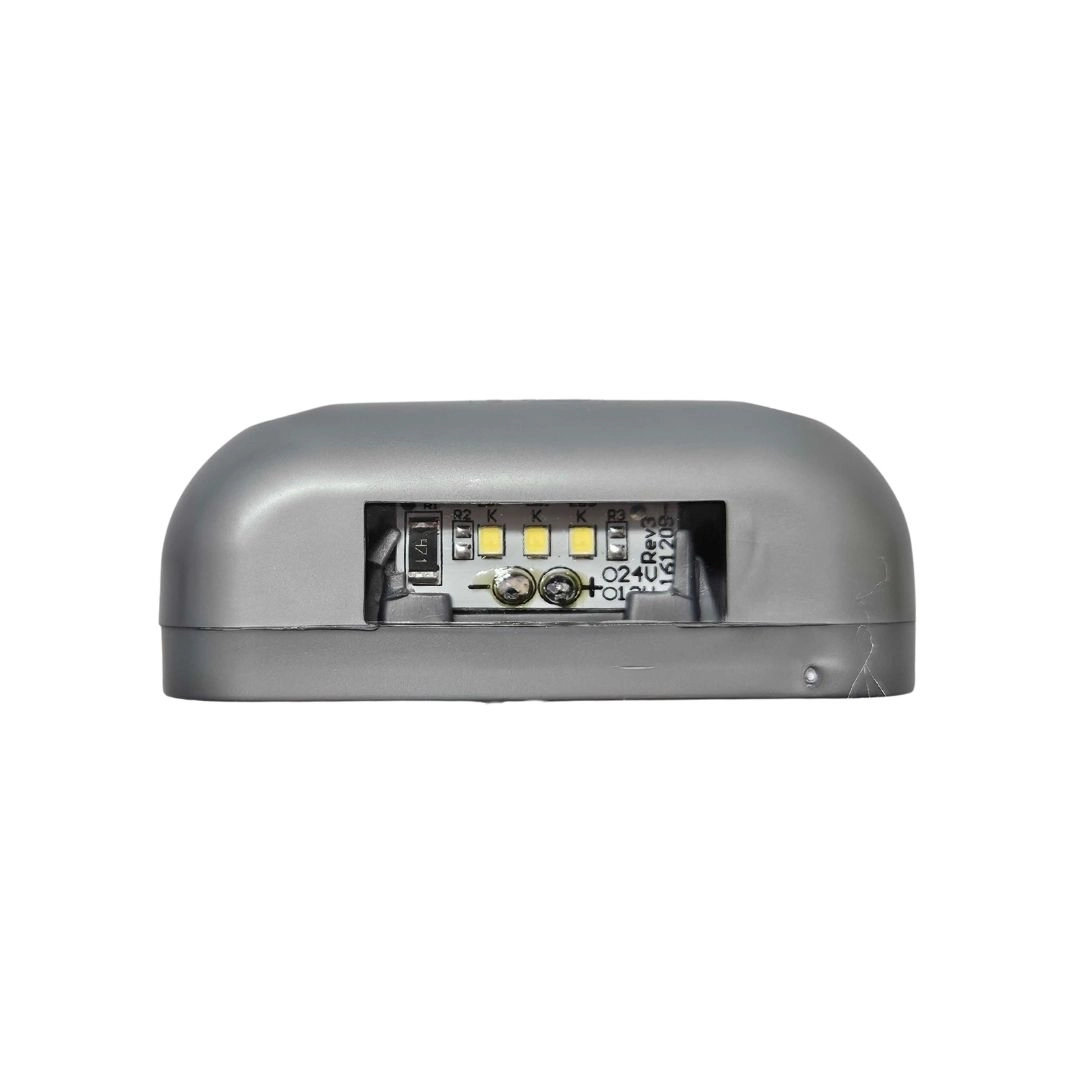 Lanterna de Placa LED Selada Resistente a Água Bivolt 12v/24v Universal Carreta Reboque Trailer
