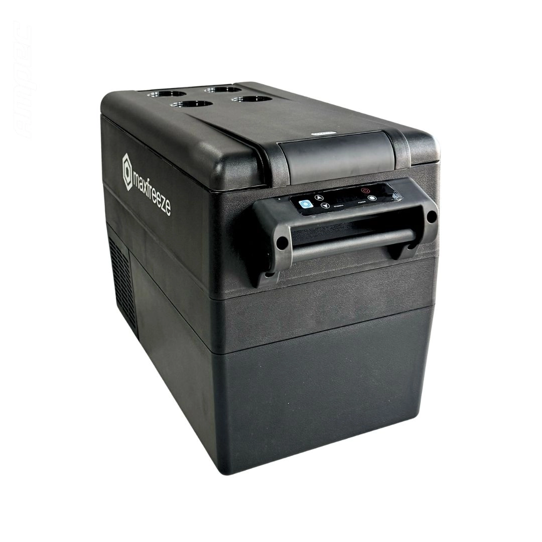 Mini Geladeira Portátil 45 Litros Para Caminhão Ônibus Van 12V/24V 110v/220v