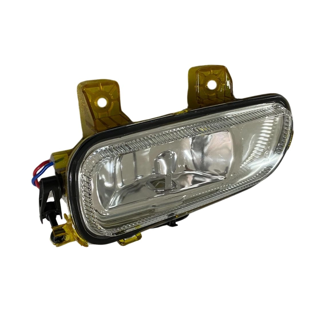 Farol Auxiliar Milha Para MB Axor pós 2005 H3 Esquerdo