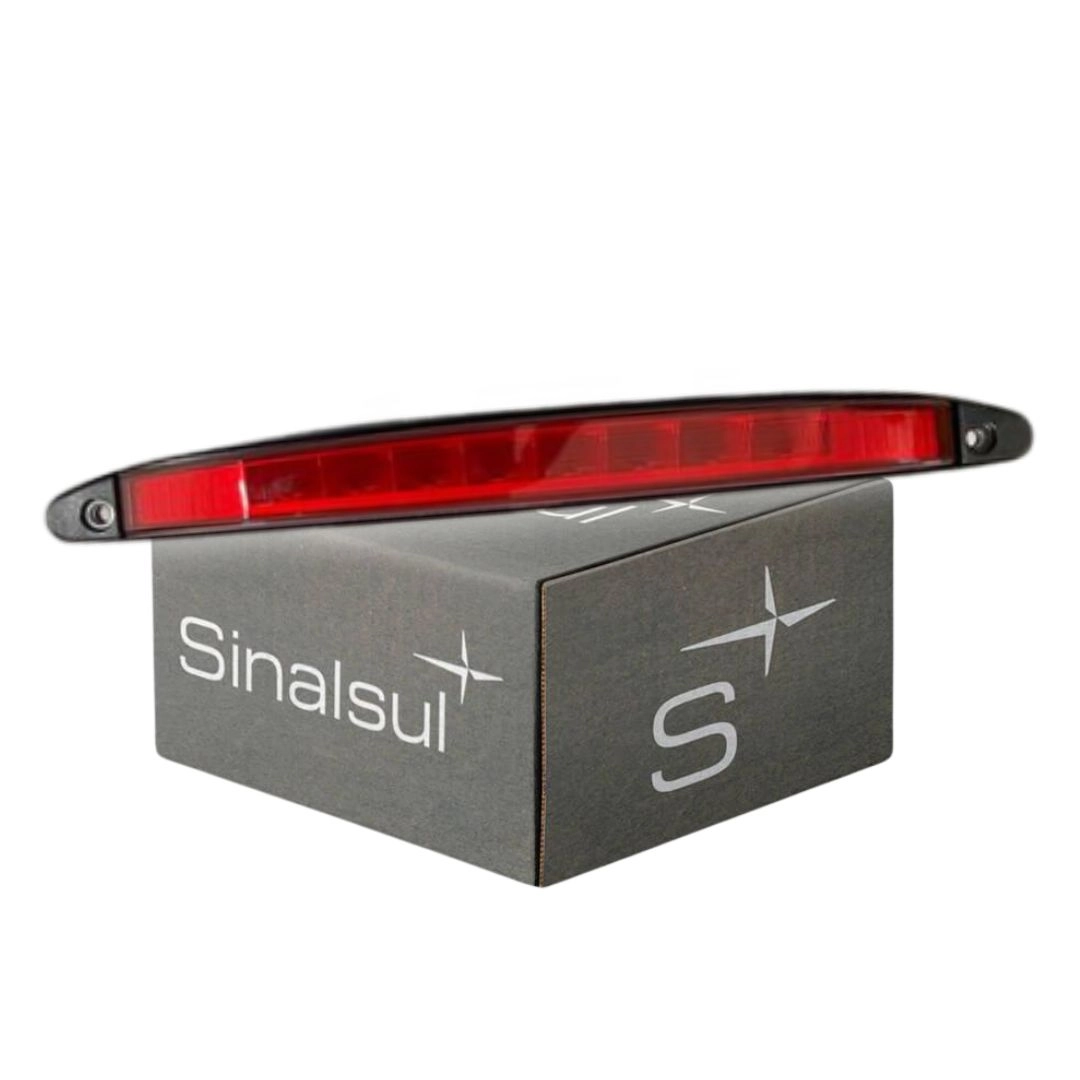 Lanterna Brake Light LED Bivolt Vermelho Ônibus Universal Lanterna Brake Light LED Bivolt Vermelho Ônibus Universal