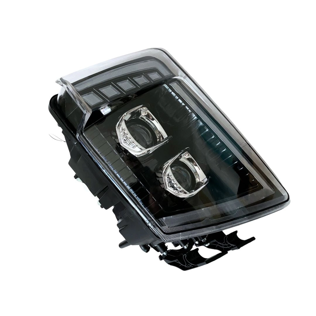 Farol Principal Dianteiro e DRL Full LED Para Volvo FM FH 2009 a 2014 Lado Direito 21035637 Farol Principal Dianteiro e DRL Full LED Para Volvo FM FH 2009 a 2014 Lado Direito 21035637