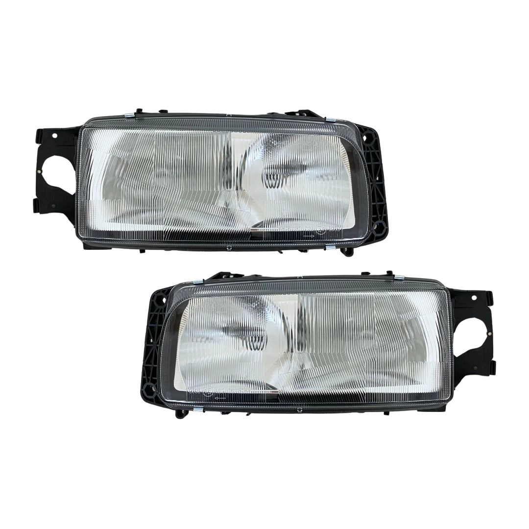 Par Farol Principal deitado ParaVolvo VM 17 23 Par Farol Principal deitado ParaVolvo VM 17 23