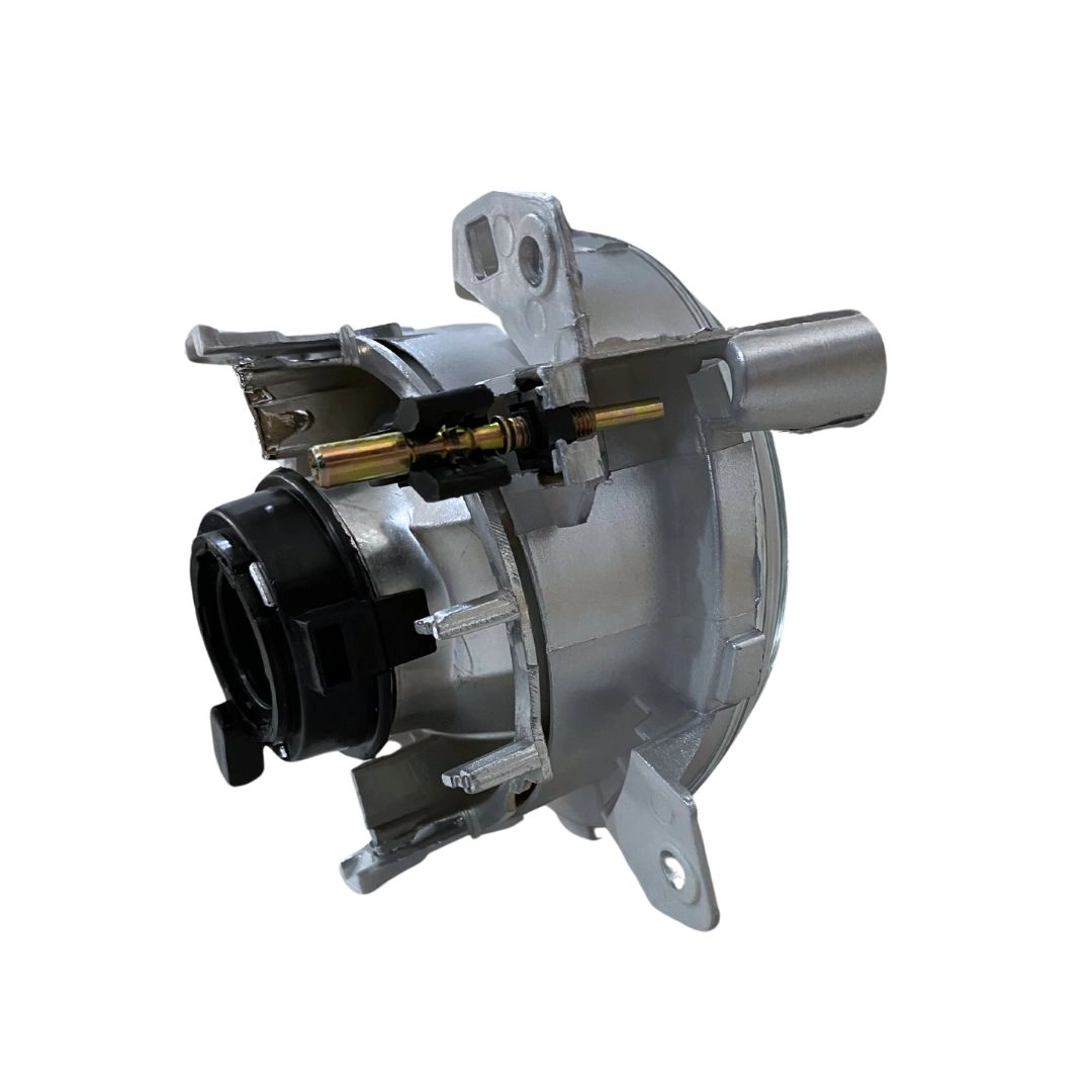 Farol Auxiliar Para Caminhão Scania Série 5 PGR Milha Lado Direito Farol Auxiliar Para Caminhão Scania Série 5 PGR Milha Lado Direito