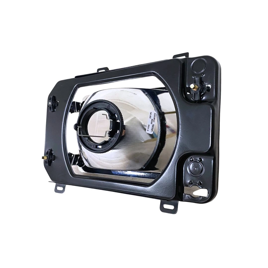 Kit Farol Principal VW Worker 7110 8120 8150 9150 Após 2000 Kit Farol Principal VW Worker 7110 8120 8150 9150 Após 2000