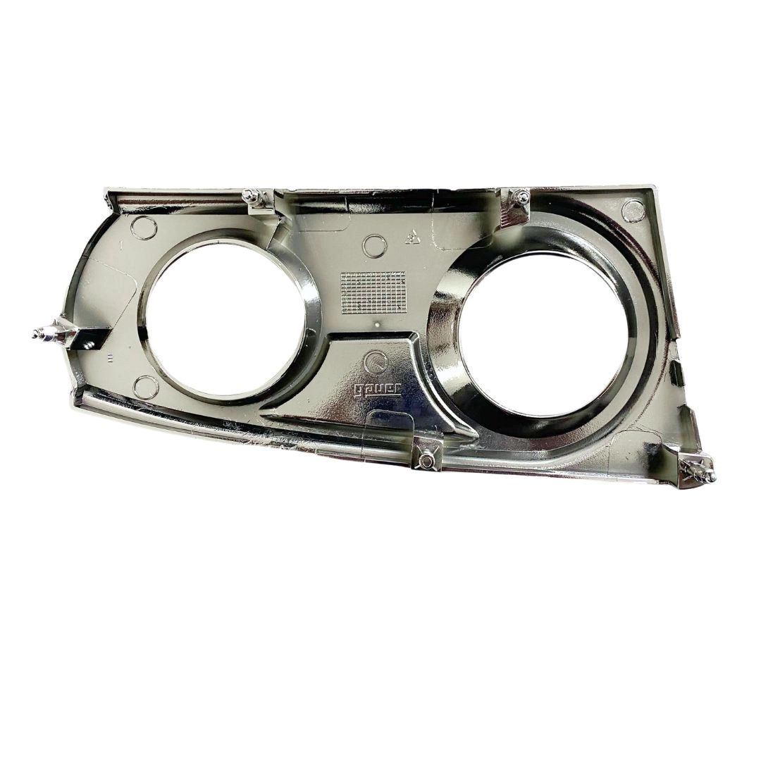 Moldura Farol Auxiliar Para Iveco Stralis Cromado LE Moldura Farol Auxiliar Para Iveco Stralis Cromado LE