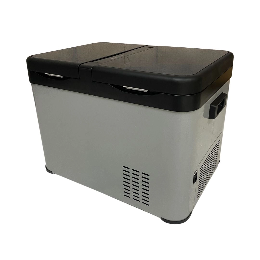 Geladeira 35 Litros Dupla 12V/24V 110v/220v Caminhão Ônibus