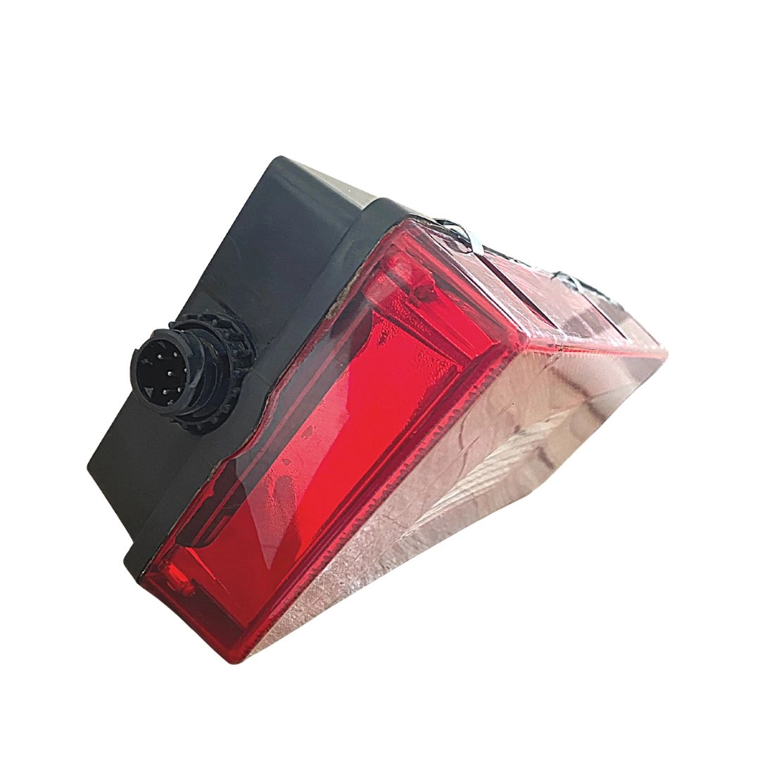 Lanterna Traseira Para Caminhão Scania S5 S6 Serie 5 Série 6 PGR Streamline Lado Direito 2241858 2241860