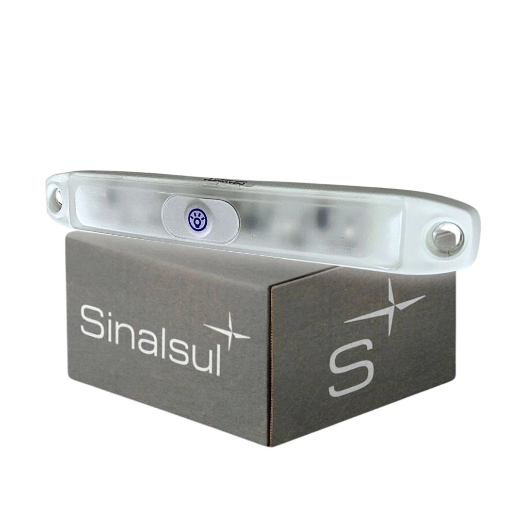 Lanterna Iluminação Interna Baú LED Bivolt com Botão On Off Lanterna Iluminação Interna Baú LED Bivolt com Botão On Off